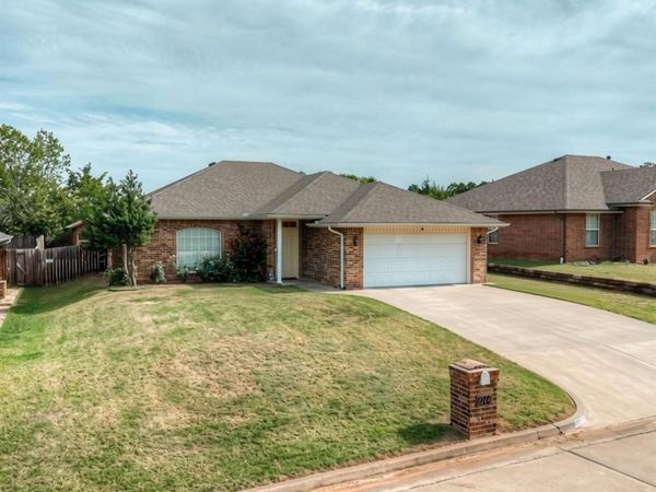2244 Gray Dove Drive, Shawnee, OK 74804