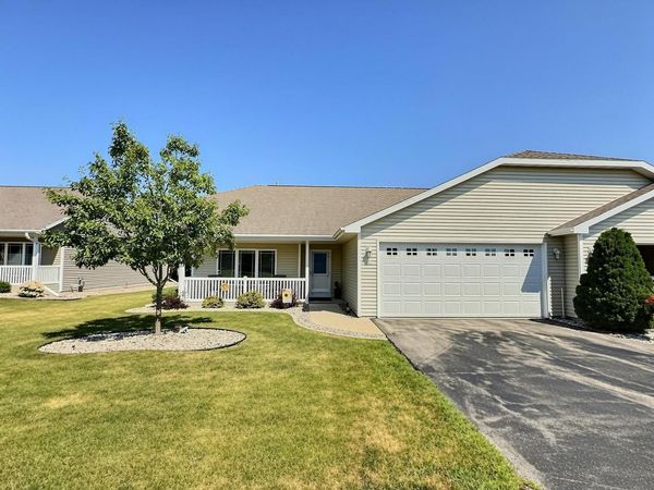 262 WYLDEWOOD DRIVE, Oshkosh, WI 54904