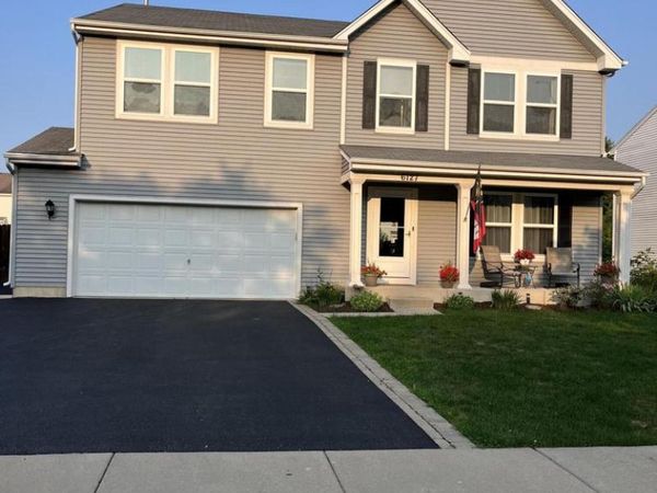 6127 115th AVENUE, Kenosha, WI 53142