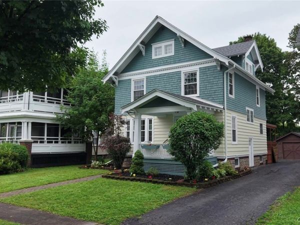 8 Huntington Place , New Hartford, NY 13413