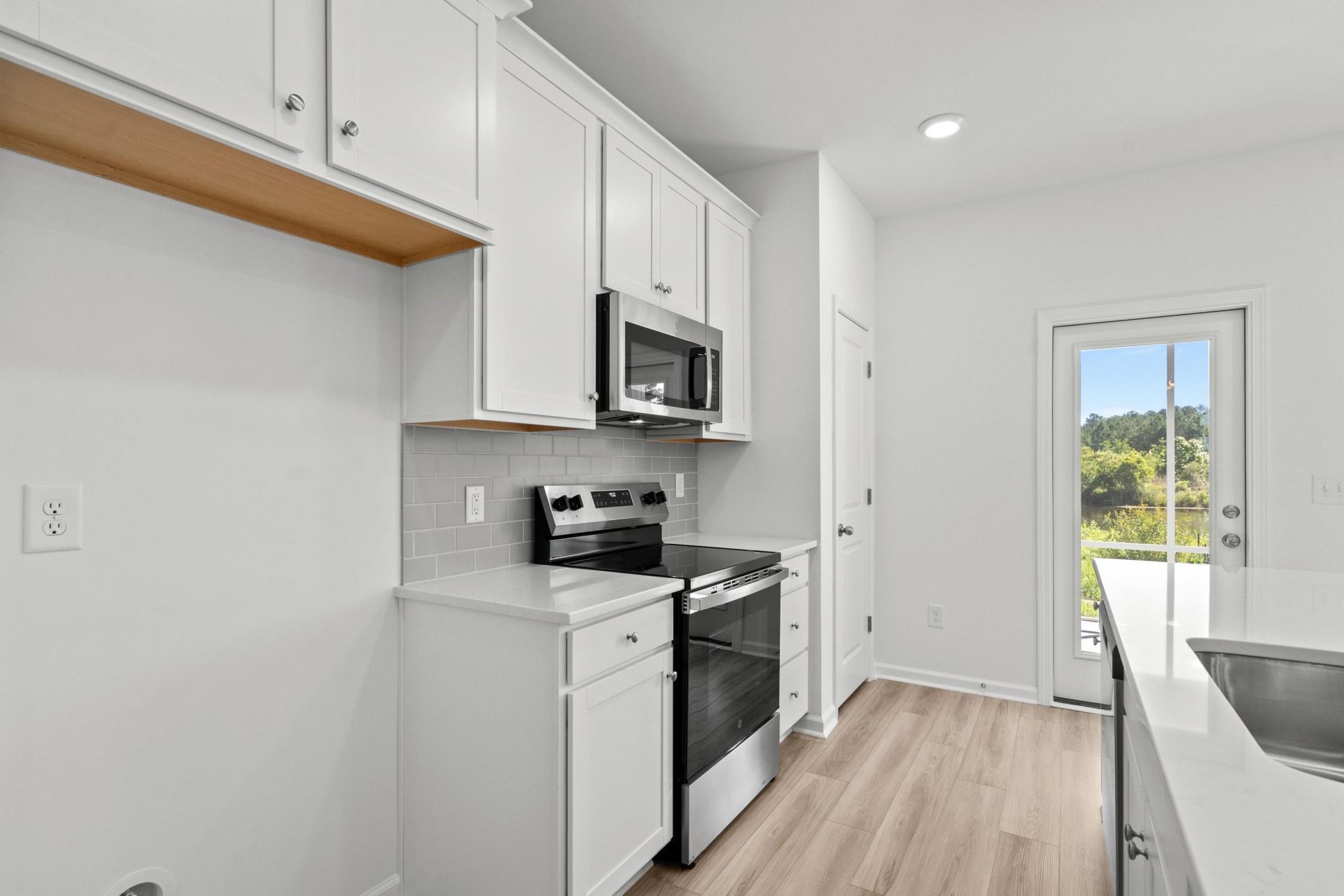 698 Bolder Way Photo 13