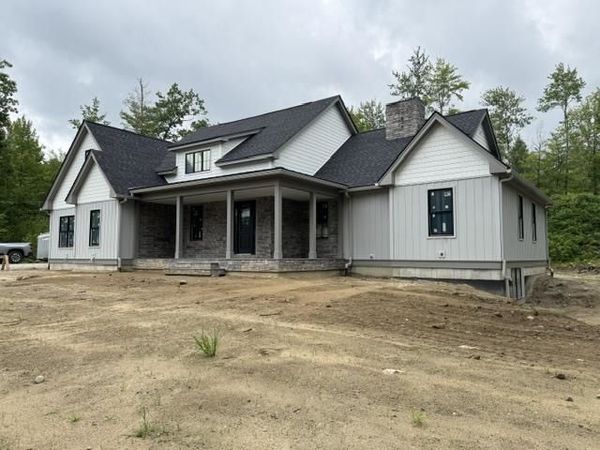 60 Stone Post Road, Holderness, NH 03245
