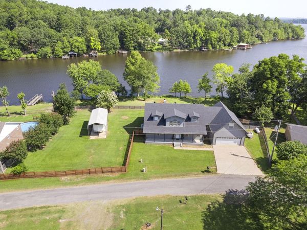 47 Lakeview Road, Houston, AR 72070