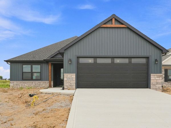 10943 Wild Iris Cove, Fort Wayne, IN 46818