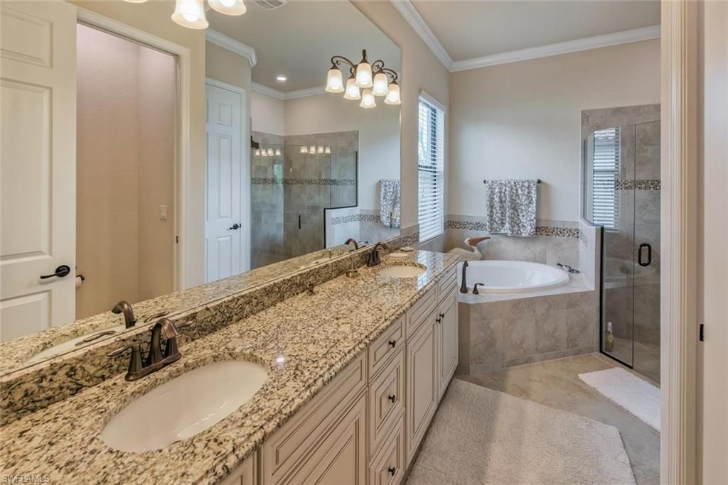 9387 Vercelli Ct, Naples, FL 34113 Photo