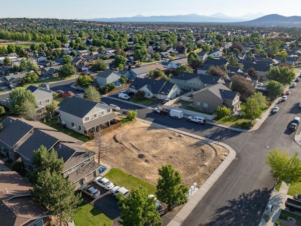 0 29th Street SW, Unit Lot 59, Redmond, OR 97756