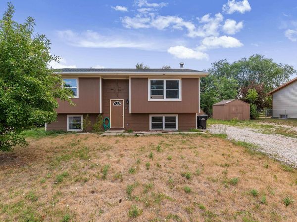 4320 STEELER LN, Rapid City, SD 57701