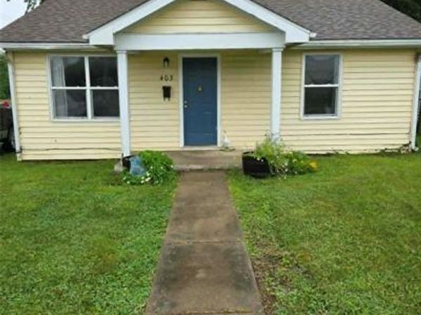 403 E 4th Street , Montgomery, MO 63361