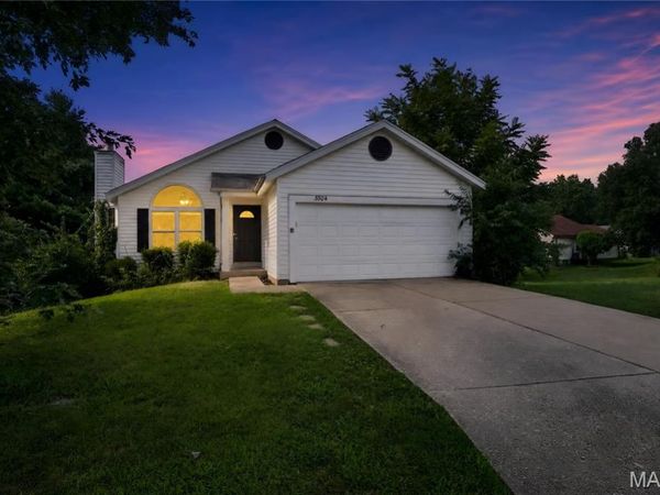 5304 Bay Wind Court , Florissant, MO 63034