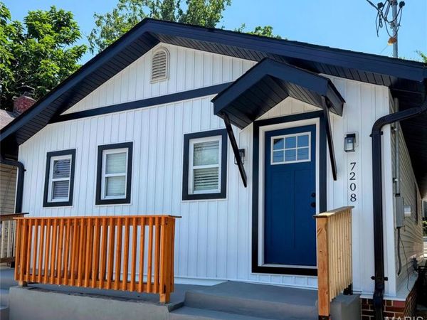 7208 Page Avenue , Pagedale, MO 63133
