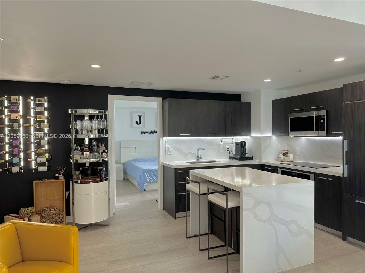 45 SW 9th St , Unit 2501, Miami, FL 33130 Photo
