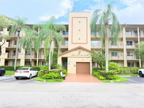 1201 SW 141st Ave , Unit 302J, Pembroke Pines, FL 33027