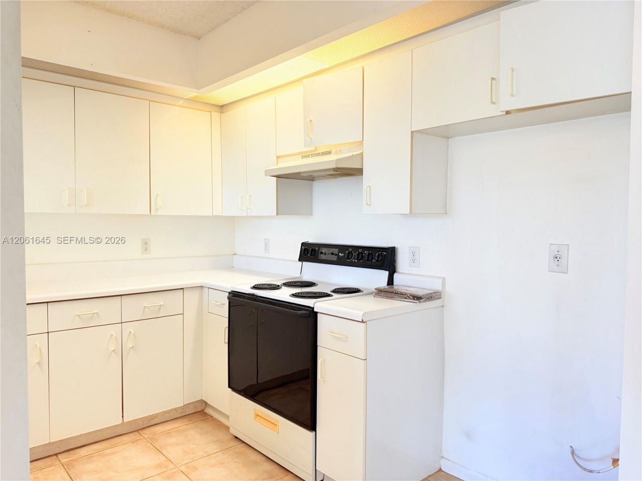1201 SW 141st Ave, Unit 302J, Pembroke Pines, FL 33027 Photo