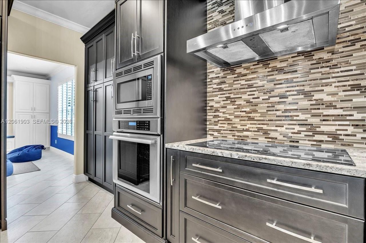 12898 Kedleston Circle , Fort Myers, FL 33912 Photo