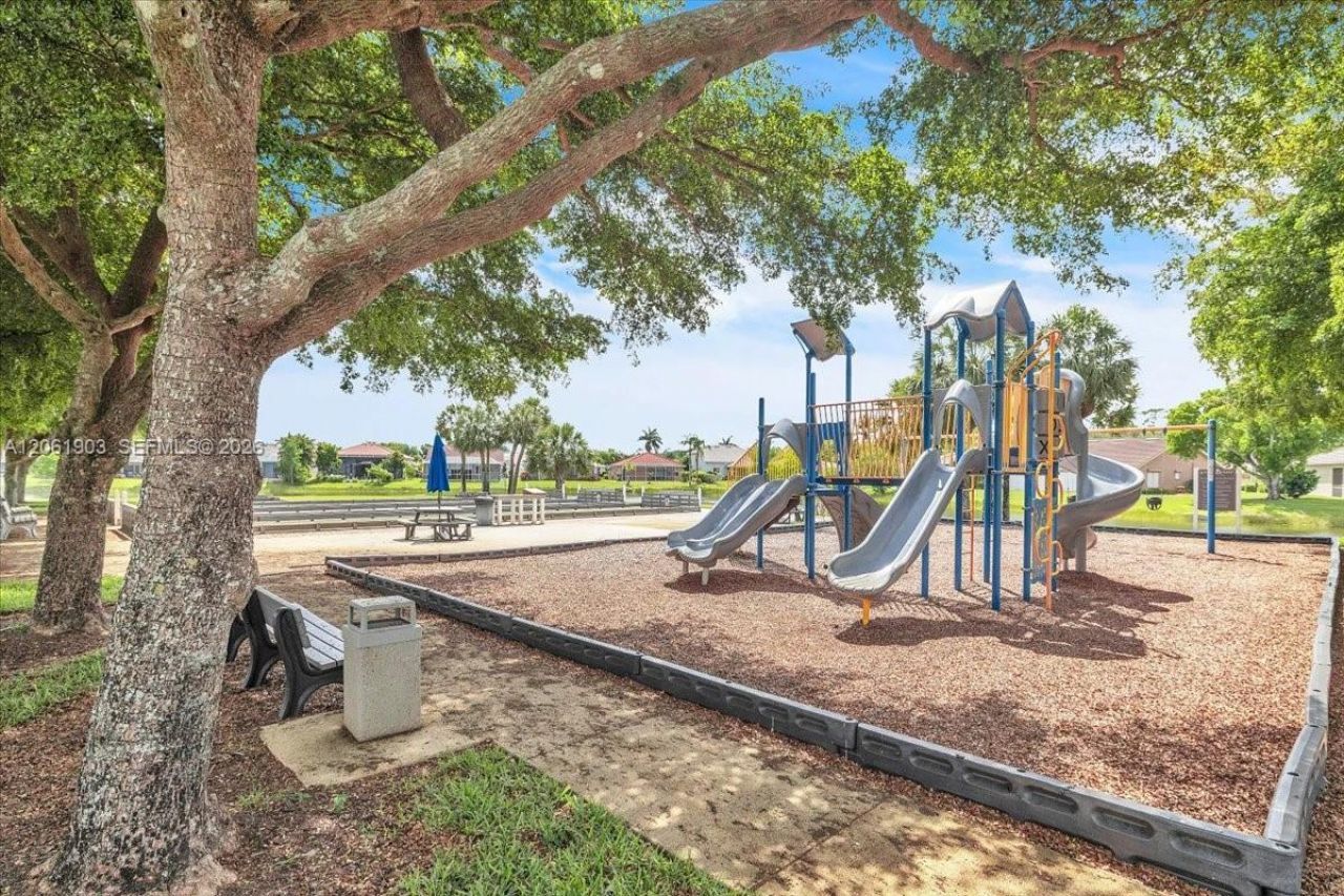 12898 Kedleston Circle , Fort Myers, FL 33912 Photo