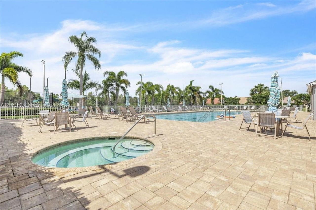 12898 Kedleston Circle , Fort Myers, FL 33912 Photo