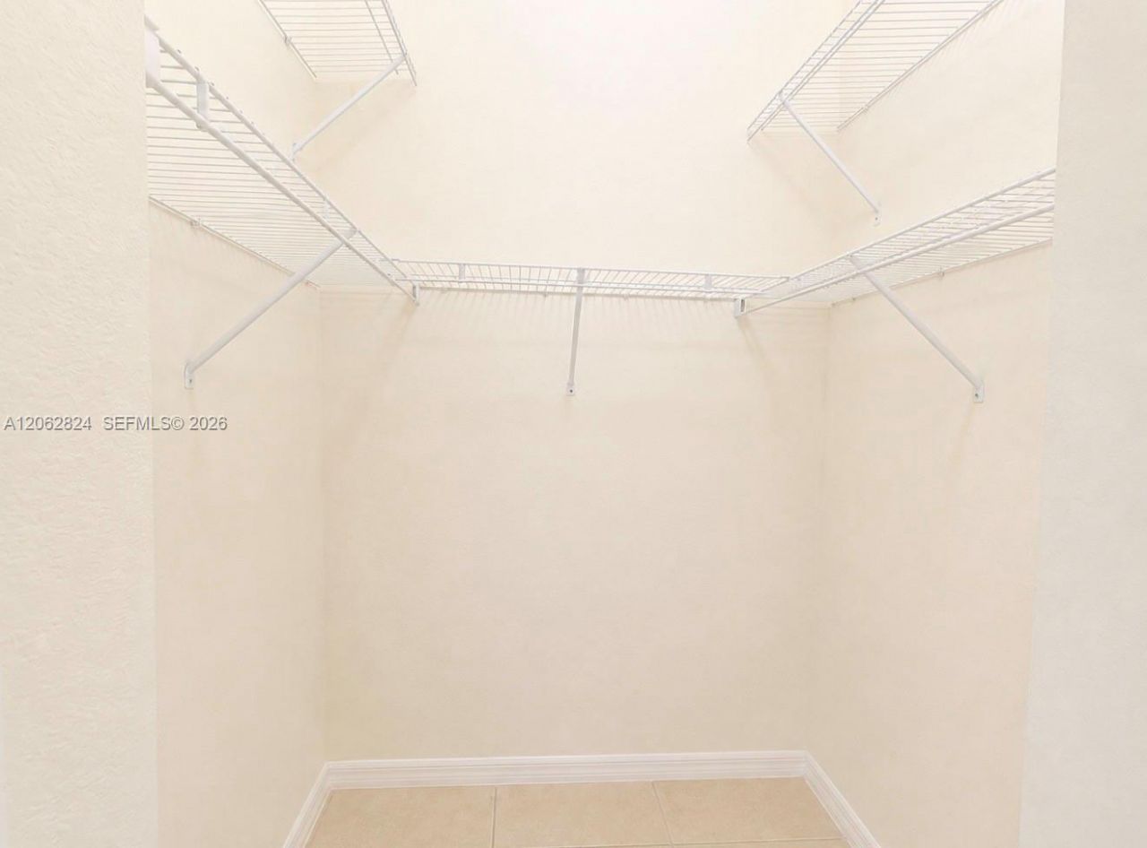 3864 SW 48th Ave , Unit 3864, Hollywood, FL 33023 Photo
