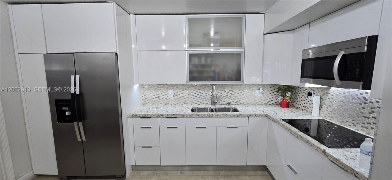 1345 W 41st St, Unit 6, Hialeah, FL 33012 Photo