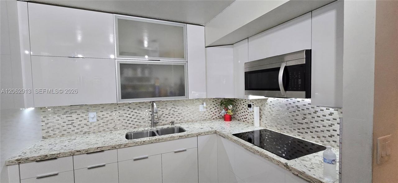 1345 W 41st St, Unit 6, Hialeah, FL 33012 Photo