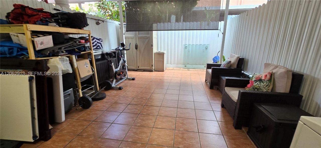 1345 W 41st St, Unit 6, Hialeah, FL 33012 Photo