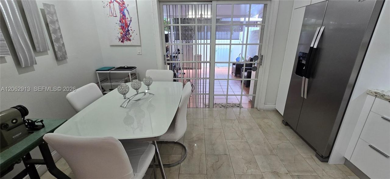 1345 W 41st St, Unit 6, Hialeah, FL 33012 Photo