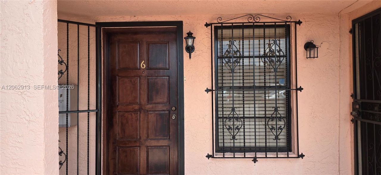 1345 W 41st St, Unit 6, Hialeah, FL 33012 Photo