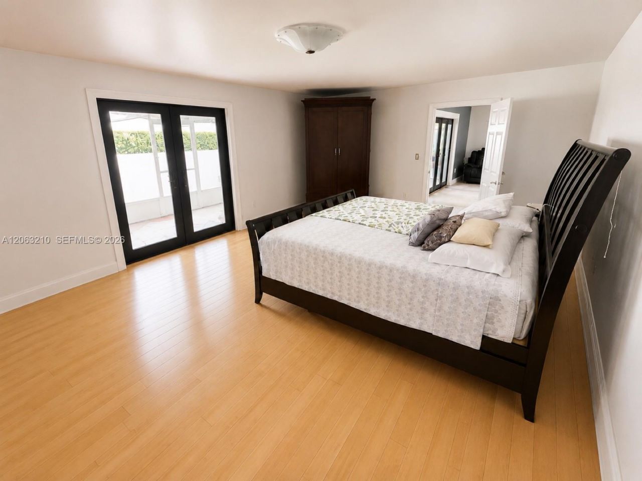 18150 NW 82nd Ave , Hialeah, FL 33015 Photo