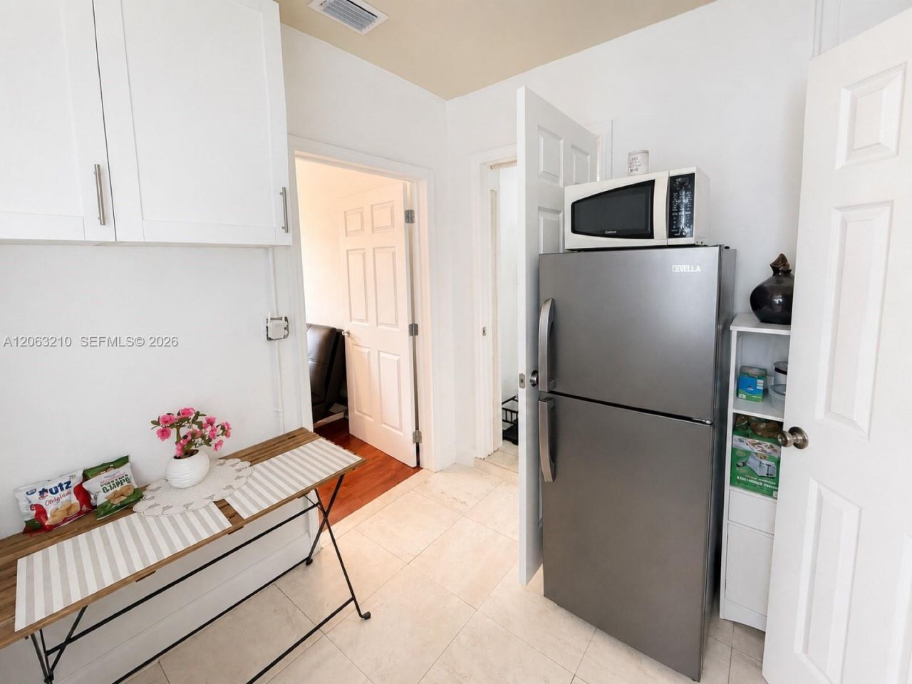 18150 NW 82nd Ave , Hialeah, FL 33015 Photo