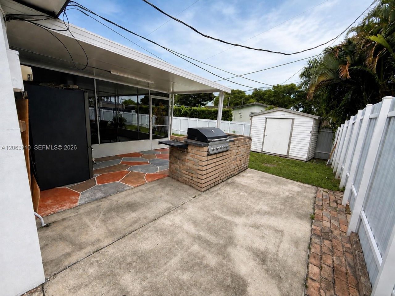 18150 NW 82nd Ave , Hialeah, FL 33015 Photo