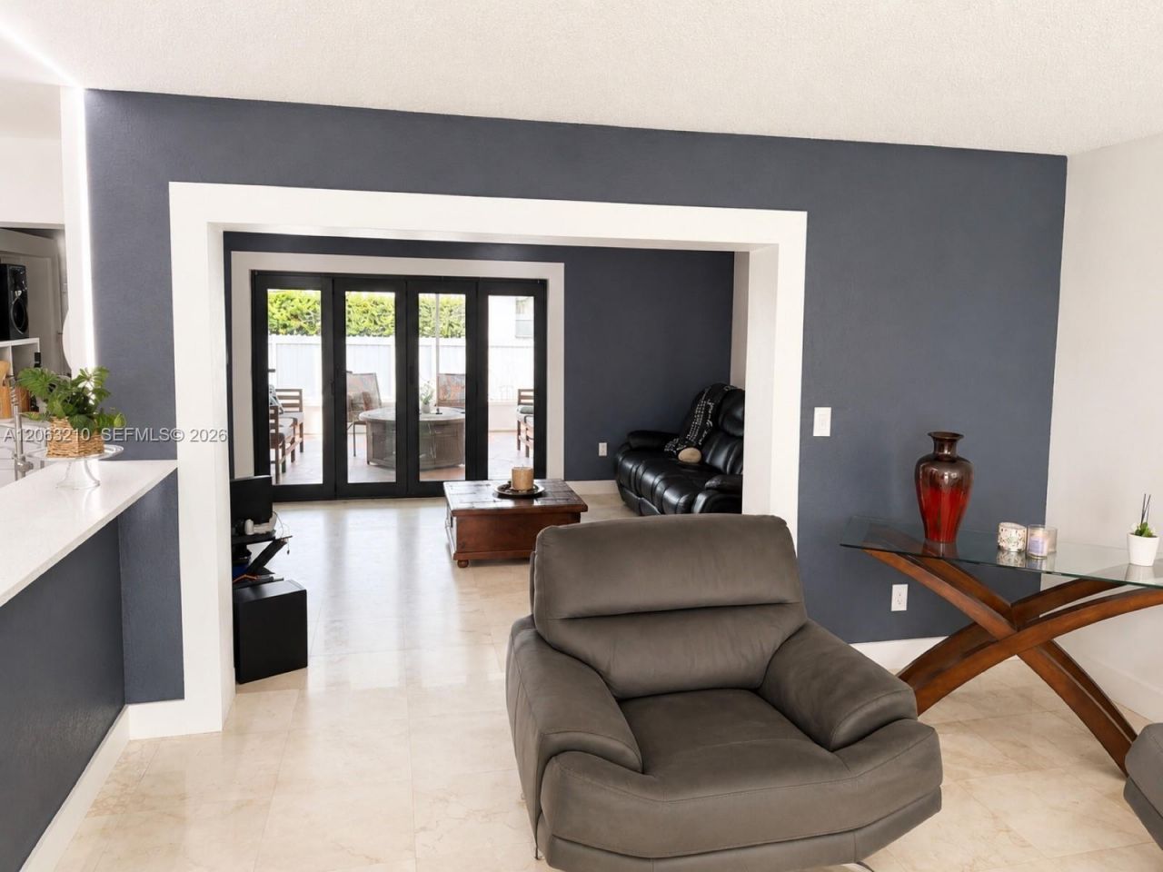 18150 NW 82nd Ave , Hialeah, FL 33015 Photo
