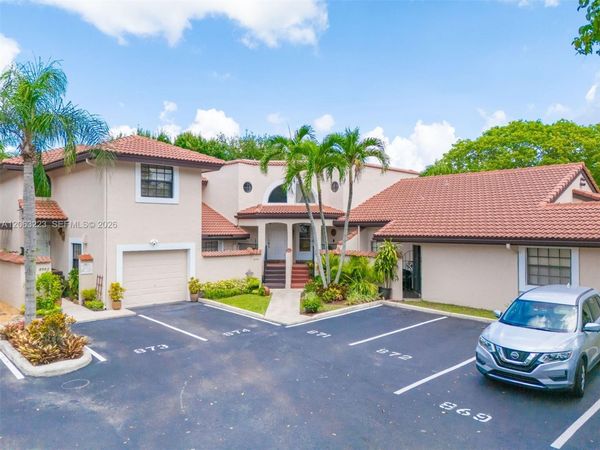 8987 W Sunrise Blvd , Plantation, FL 33322