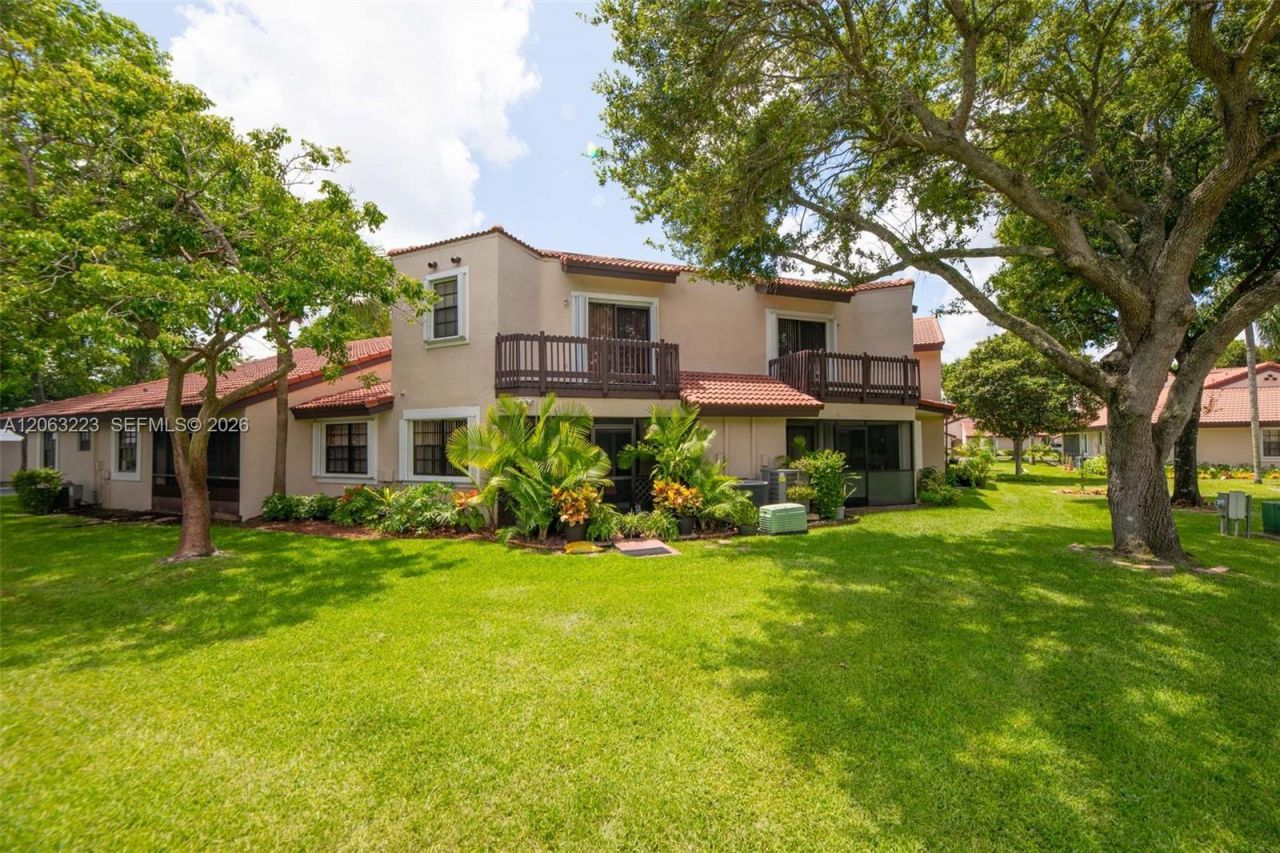 8987 W Sunrise Blvd , Plantation, FL 33322 Photo