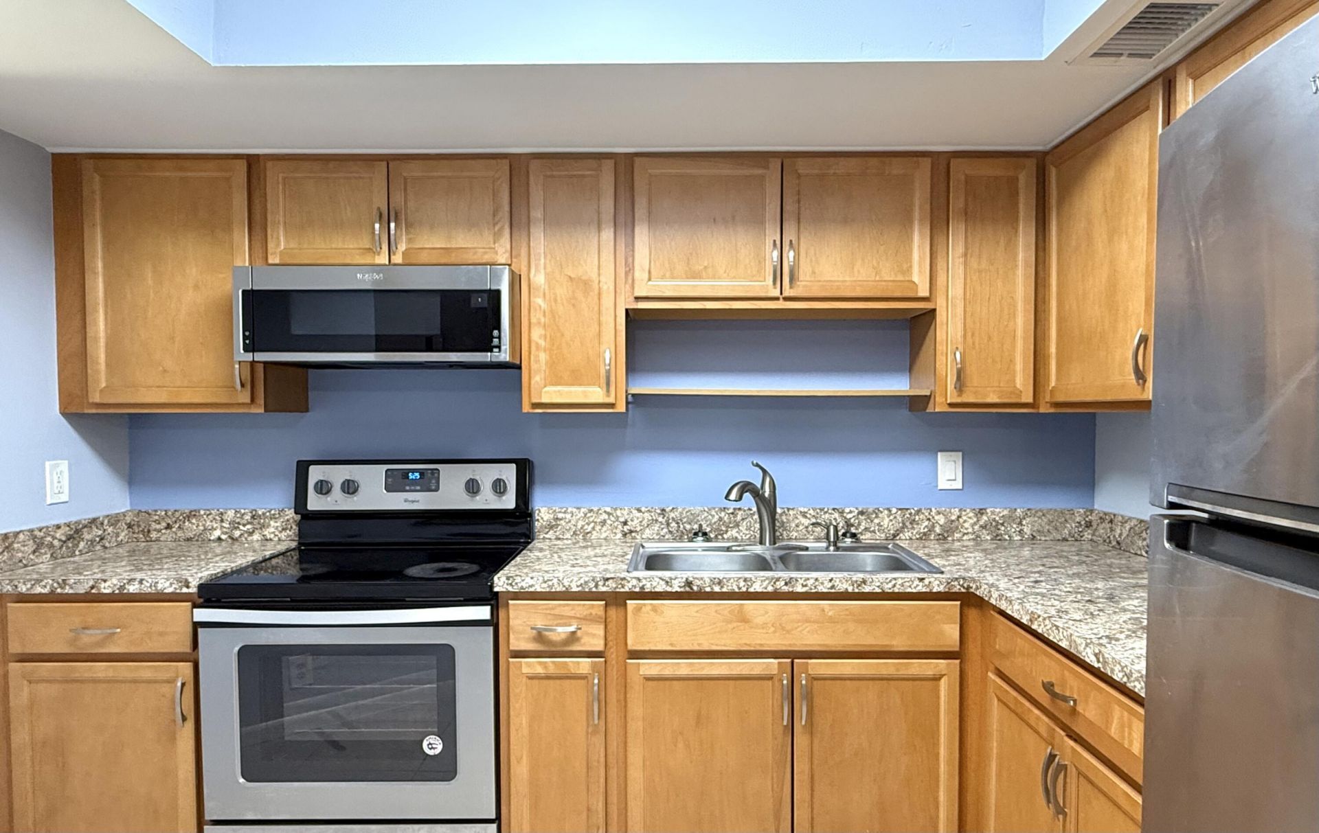 1532 SE Royal Green Cir O-201, Port Saint Lucie, FL 34952 Photo