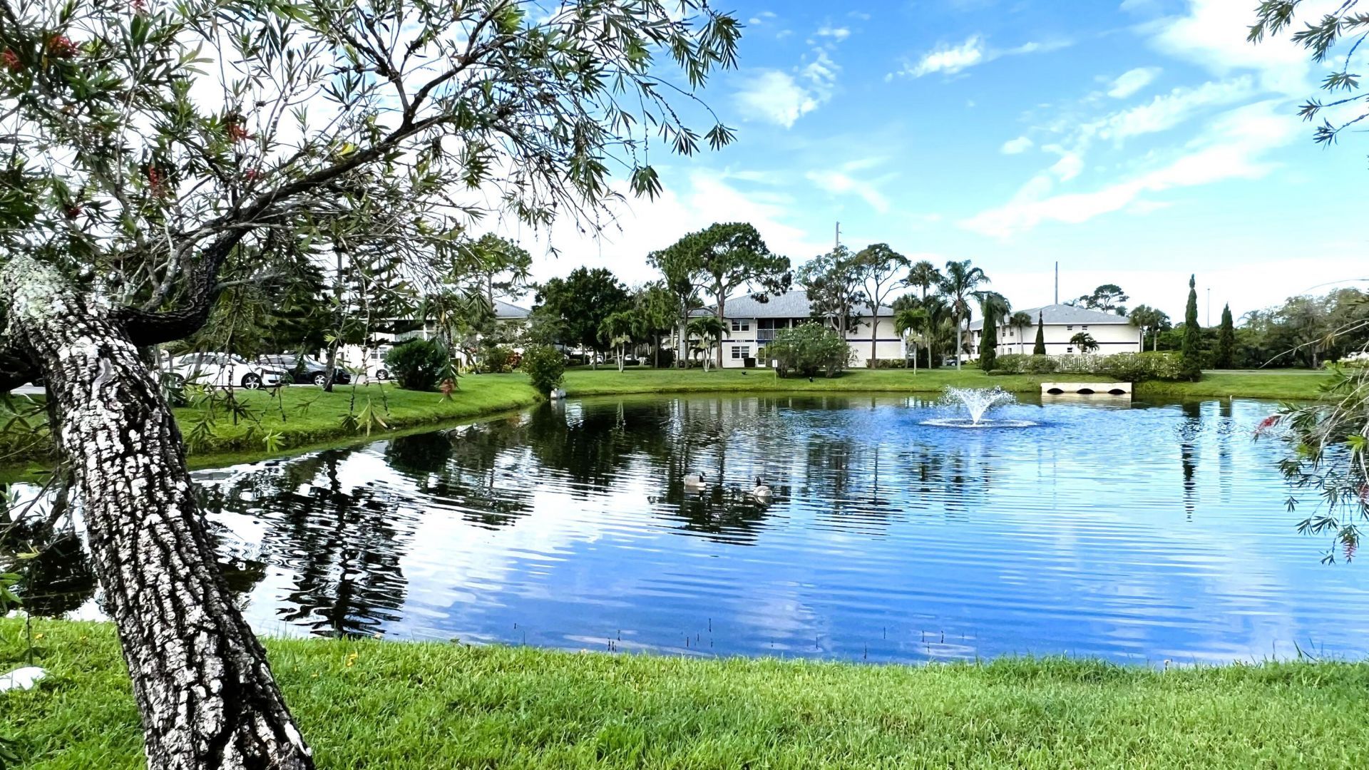 1532 SE Royal Green Cir O-201, Port Saint Lucie, FL 34952 Photo