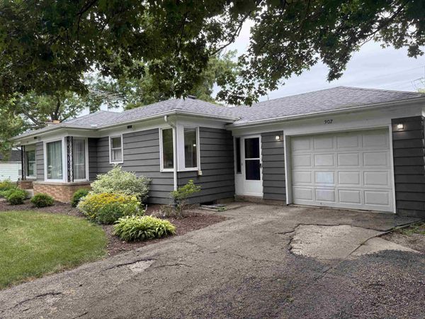 307 N Walnut Avenue, FORRESTON, IL 61030