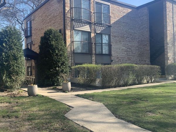 1930 Cherry Lane , Unit 121, Northbrook, IL 60062