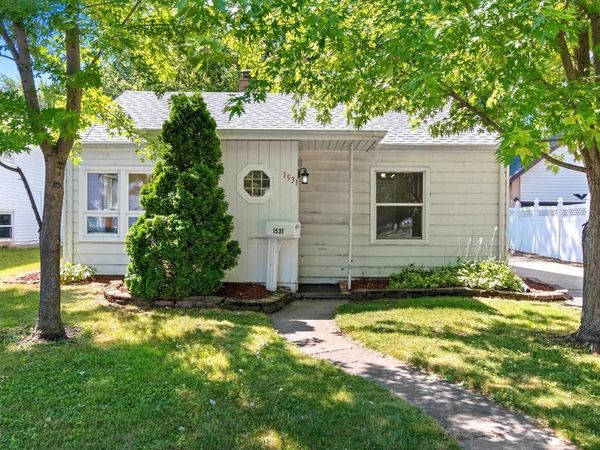 1531 W MURDOCK AVENUE, Oshkosh, WI 54901