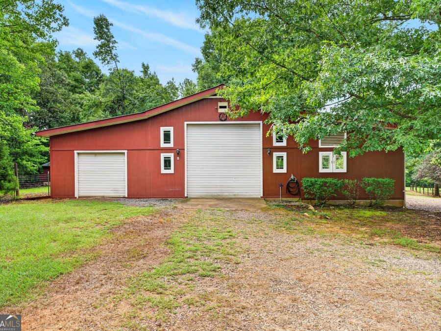 Property Image 38