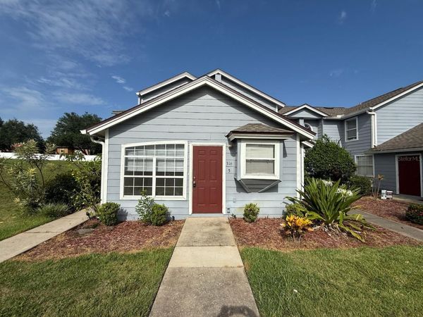 316 MANGO DRIVE , Unit B, DAVENPORT, FL 33897