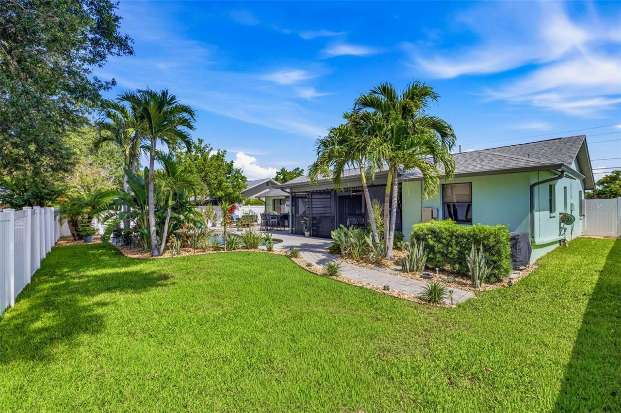 10752 126th Avenue, Largo, FL 33778 Photo