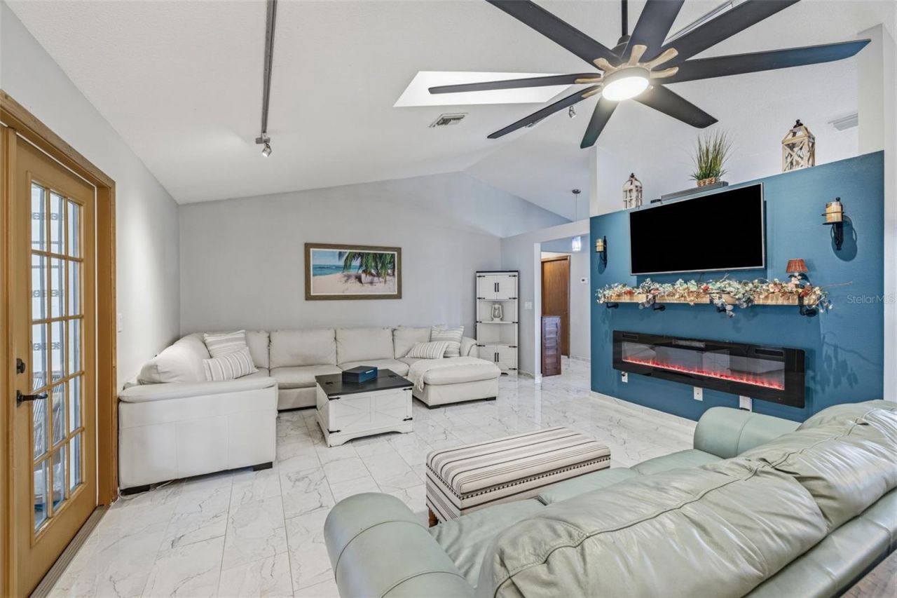 10752 126th Avenue, Largo, FL 33778 Photo