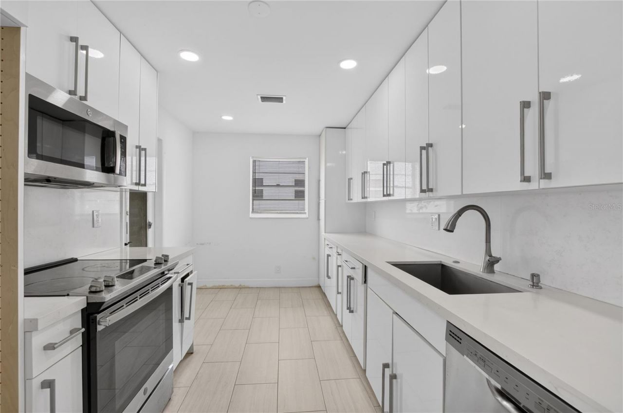 719 SW 18th Street , Boynton Beach, FL 33426 Photo