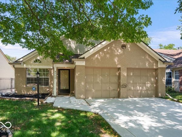 9713 Spruce Lane, Fishers, IN 46038