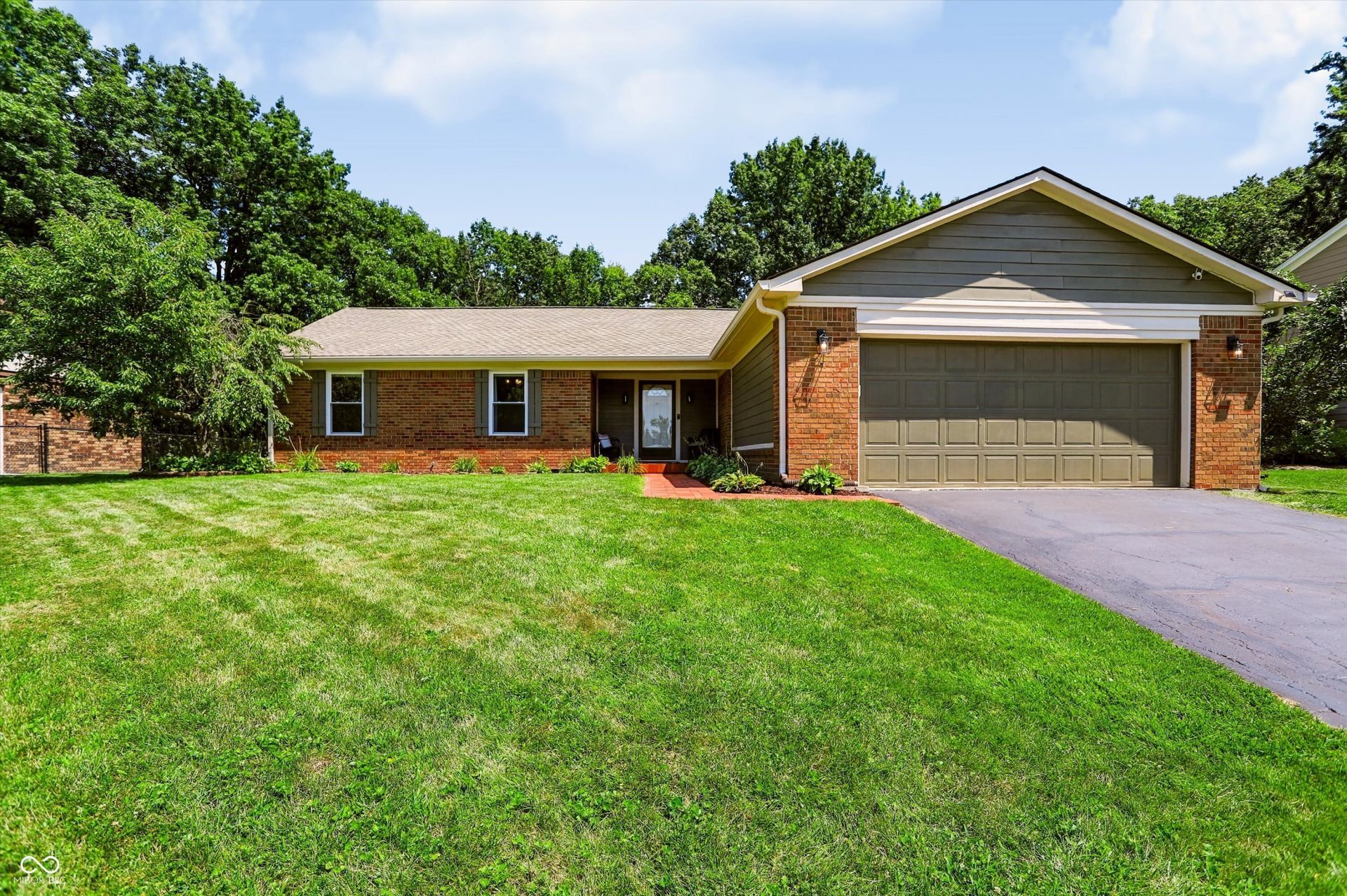 8007 Teel Way, Indianapolis, IN 46256 Main Photo