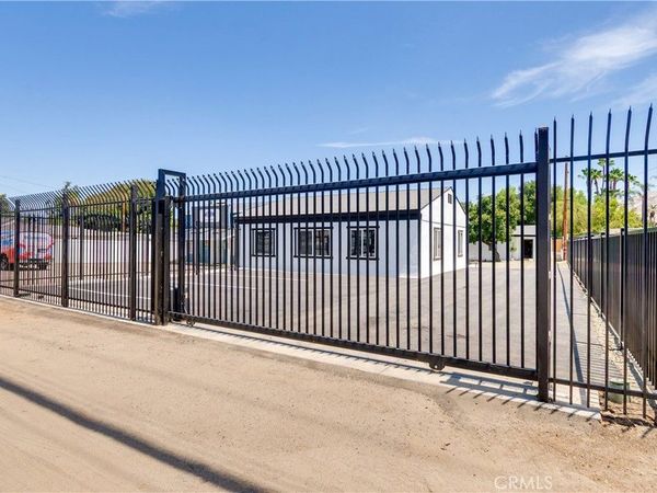 19620 Temescal Canyon, Corona, CA 92881