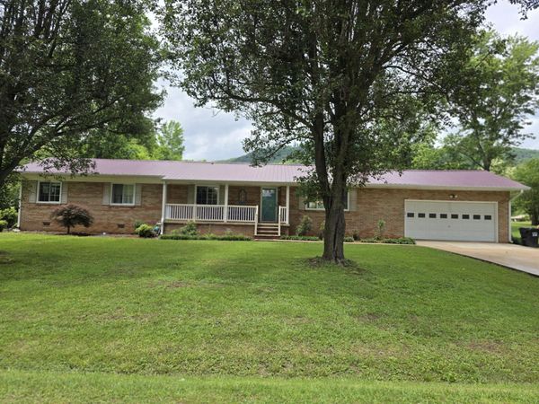 191 First Avenue, Dunlap, TN 37327
