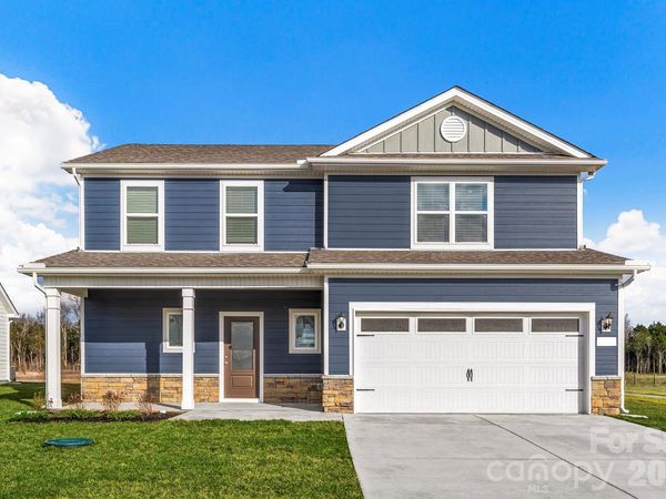 8113 Cravat Court, Charlotte, NC 28215