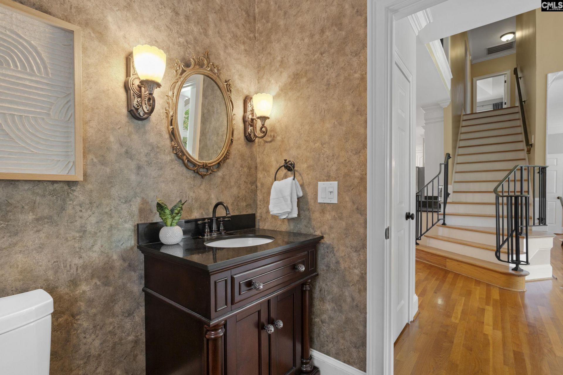 225 Sheringham Road  Photo 23