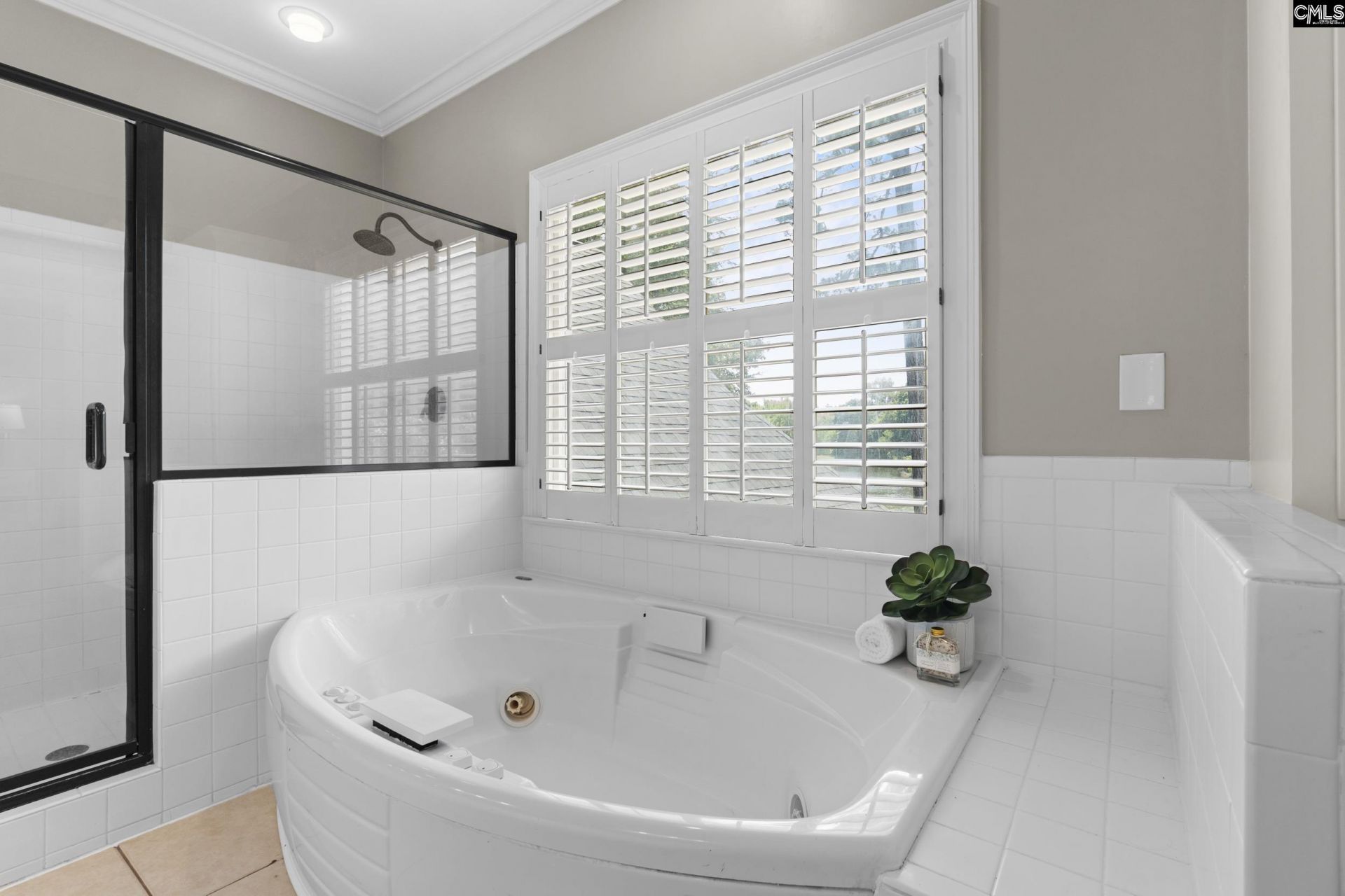 225 Sheringham Road  Photo 27