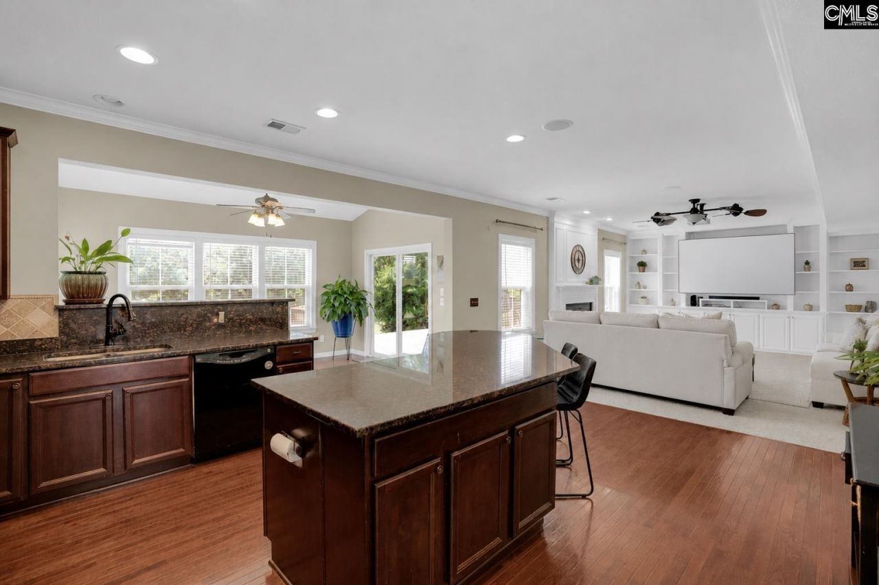 203 Ashburton Lane  Photo 6